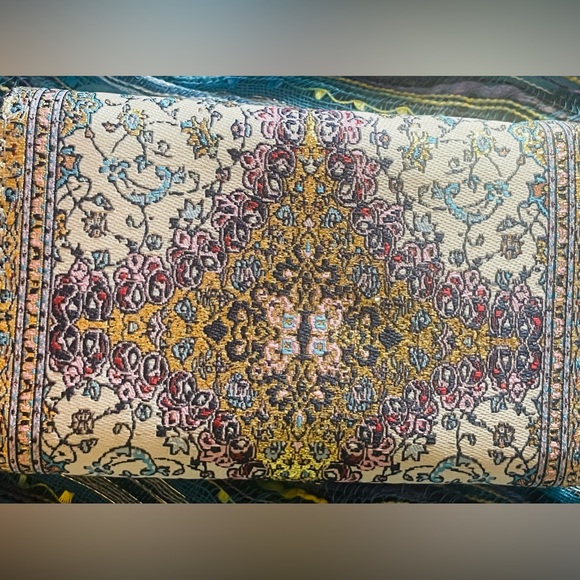 Sparkly purple and cream wallet. Measures approximately 6 x 4”. New without tags - Picture 6 of 12